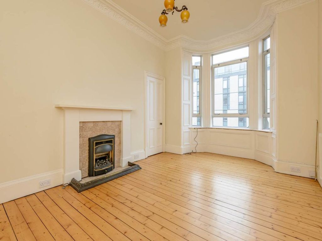 Property photo 3 of 21 76667_19-2F1-Mcdonaldrd-003