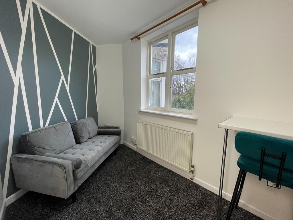 Property photo 3 of 8 Property