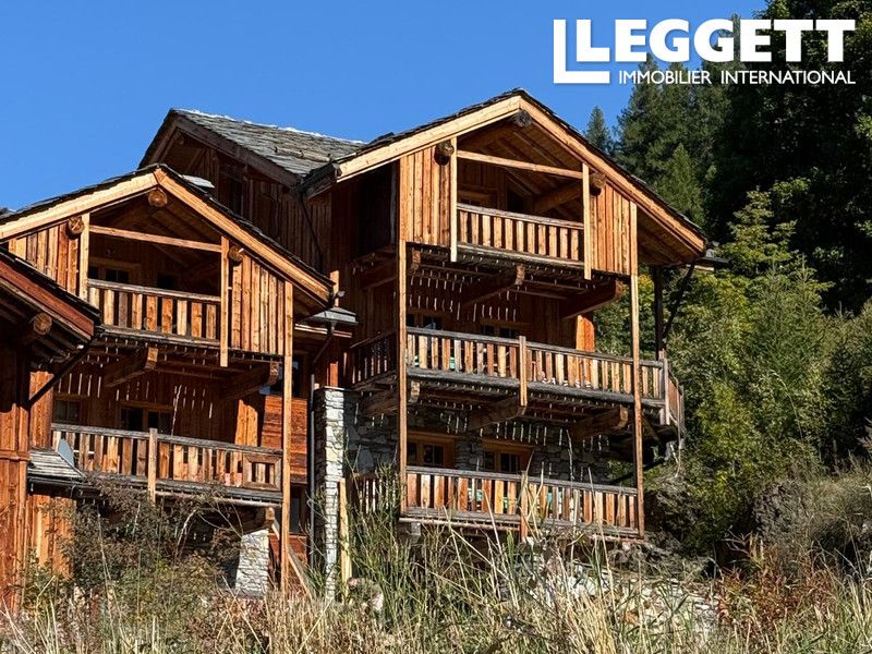 Property photo 3 of 10