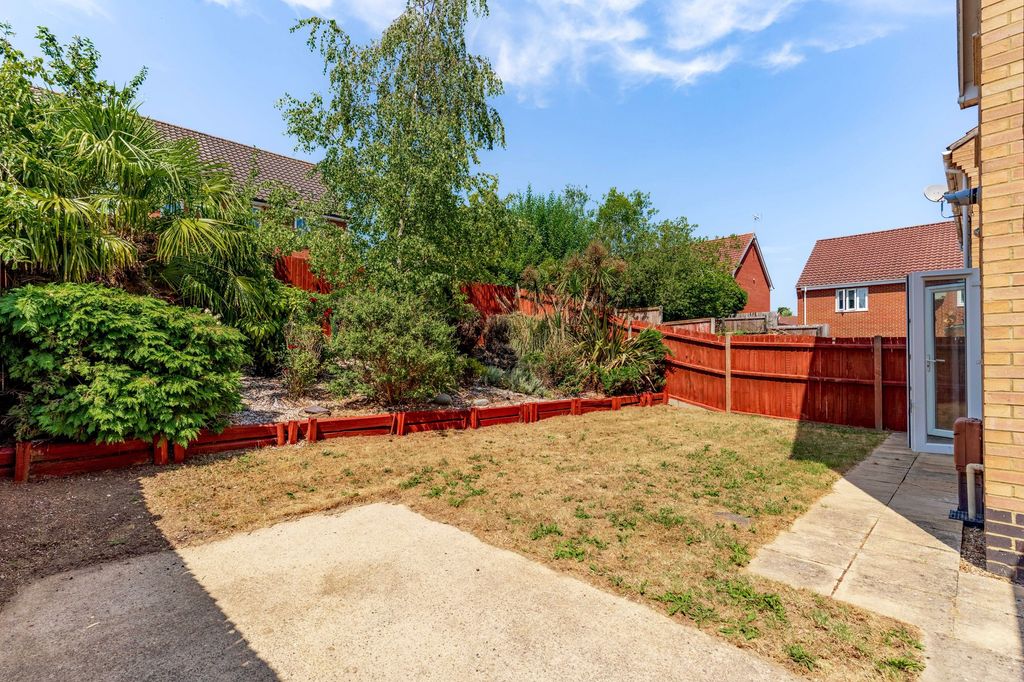 Property photo 2 of 14