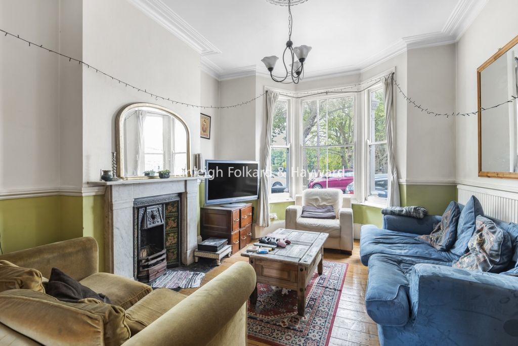 Property photo 2 of 8 Ec9c1Be0-4B2d-49A3-9