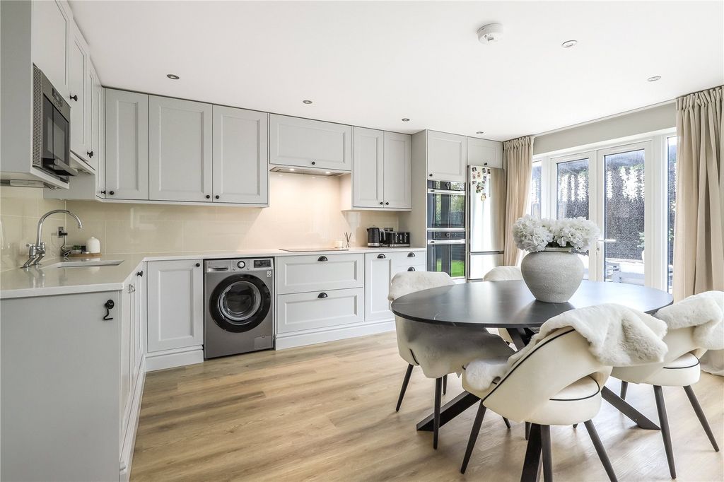 Property photo 2 of 14 Picture No. 14