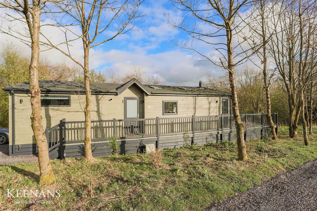 Property photo 2 of 23 2.Jpg