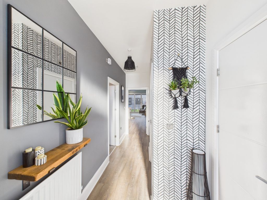 Property photo 3 of 26 4664816