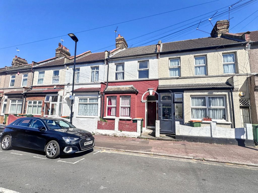 Property photo 1 of 11