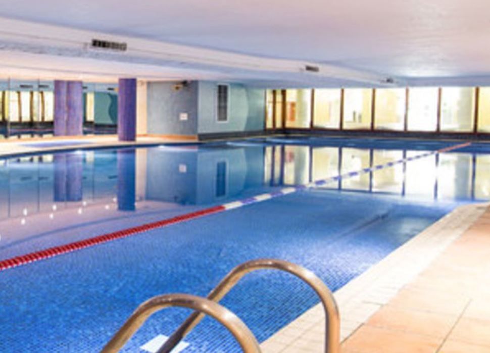 Property photo 1 of 15 Stunning One Double Bedroom Apartment With Parking, Virgin Gym, Spa &amp; Swimming Pool Within Sydney Road, Enfield En2