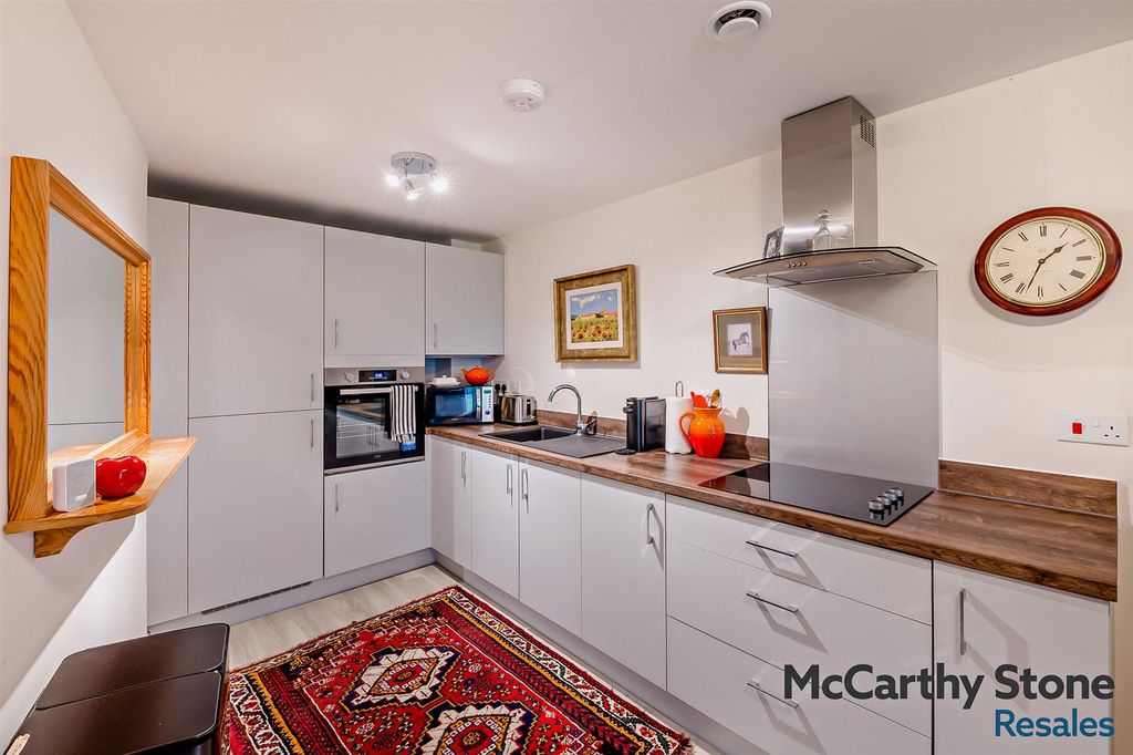 Additional image 5 of 1 bed flat for saleWestwood Manor, Langholm Close, Beverley HU17
