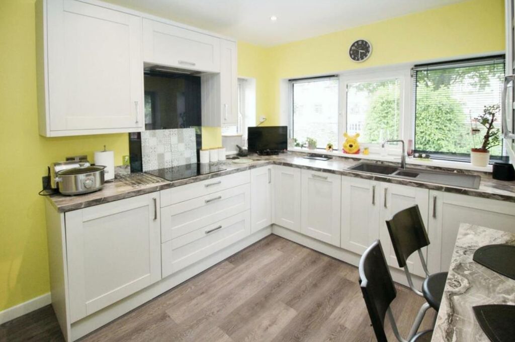 Property photo 3 of 24 Kitchen.Png