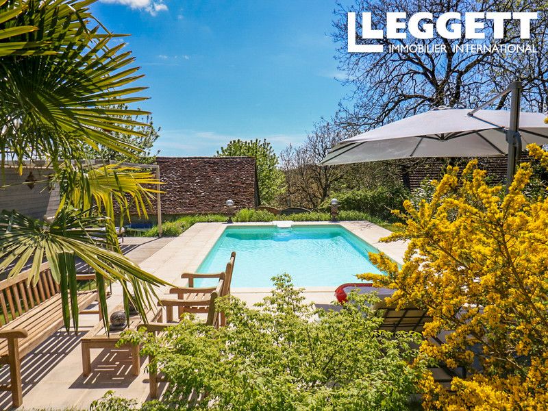 Property photo 2 of 10