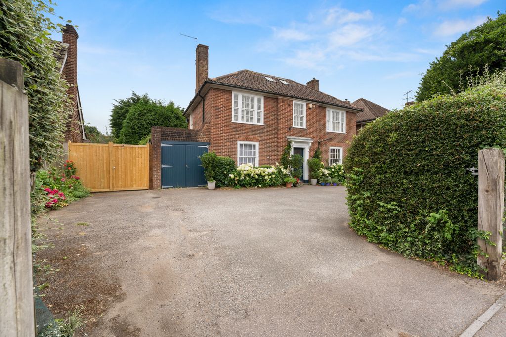 Property photo 3 of 30