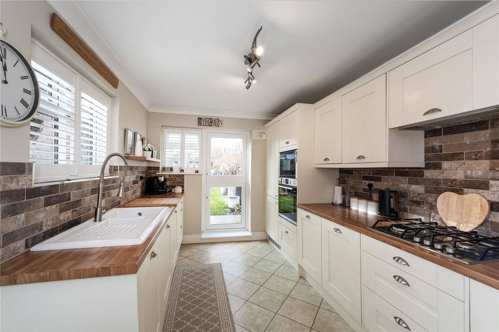 Property photo 2 of 17 Picture No. 08