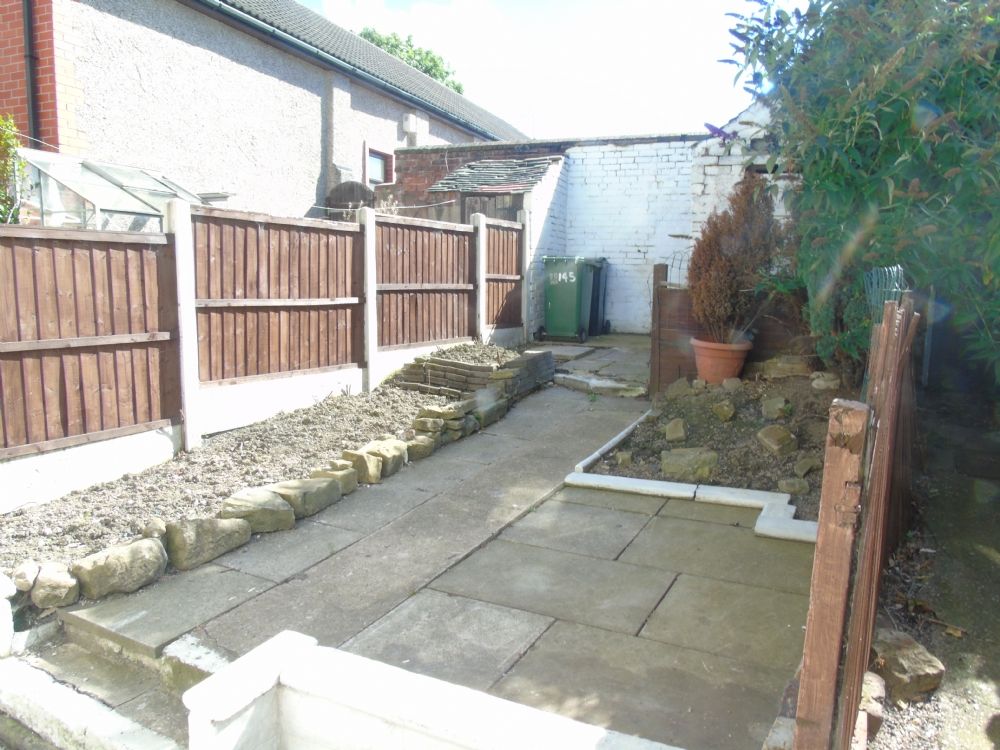 Property photo 2 of 9