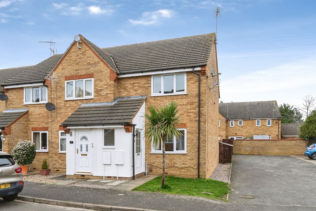 Property photo 1 of 17