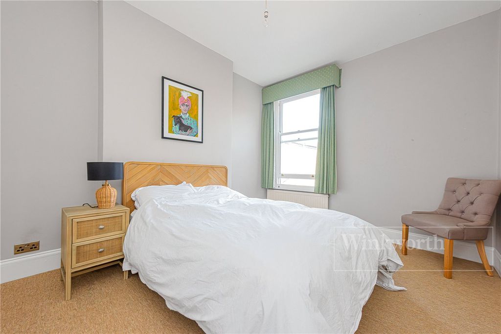Property photo 2 of 10 Picture No. 24