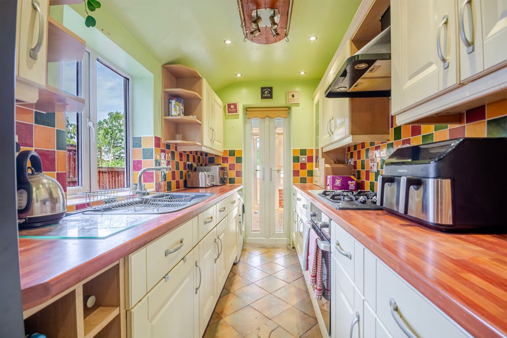 Additional image 8 of 3 bed terraced house for saleMansfield Road, Warsop, Mansfield, Nottinghamshire NG20