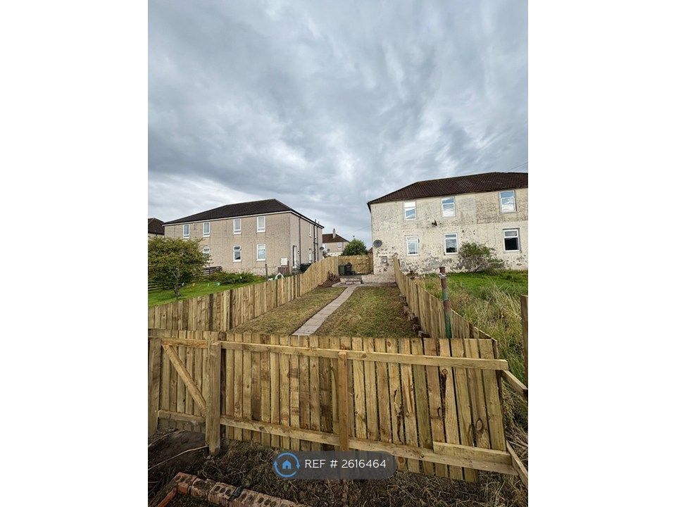 Property photo 2 of 10 Secure Garden
