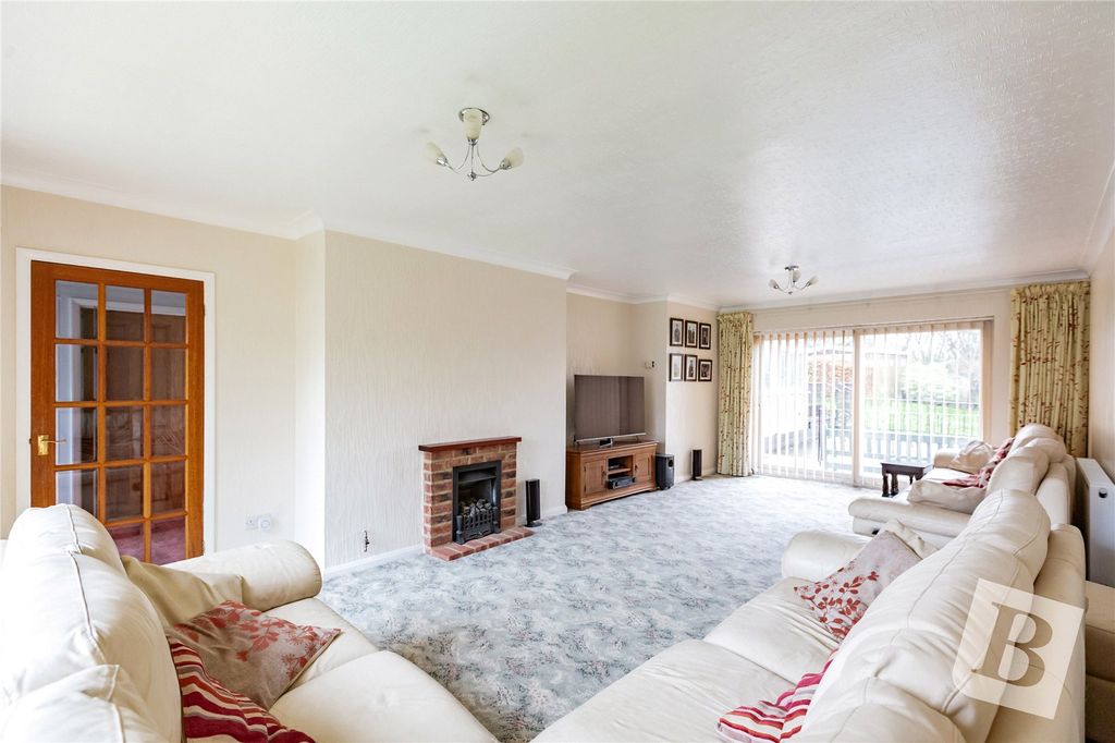 Property photo 3 of 32 Picture No. 21