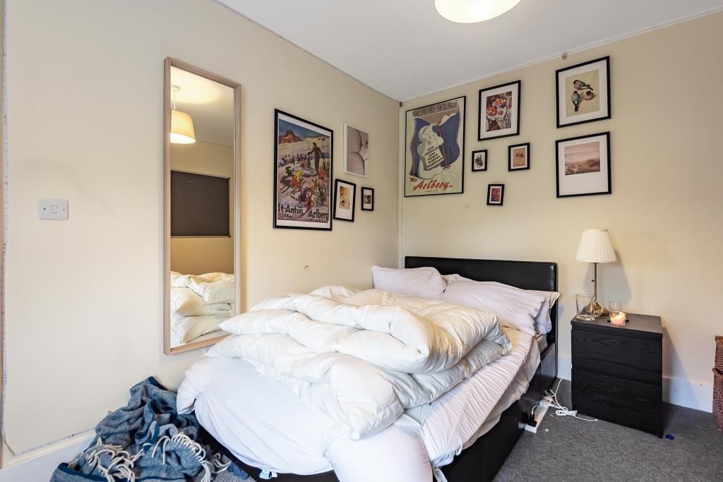 Property photo 2 of 10 Bedroom