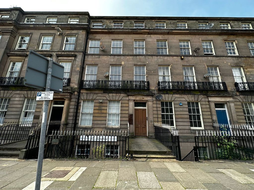 Property photo 2 of 8 Photo 8