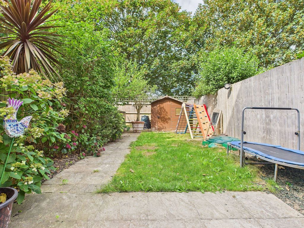 Property photo 3 of 20