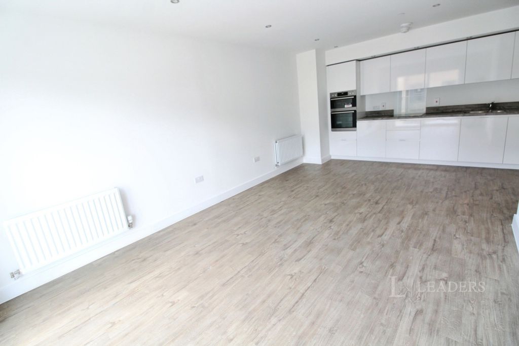 Property photo 2 of 19 Pbox-Img.Jpg