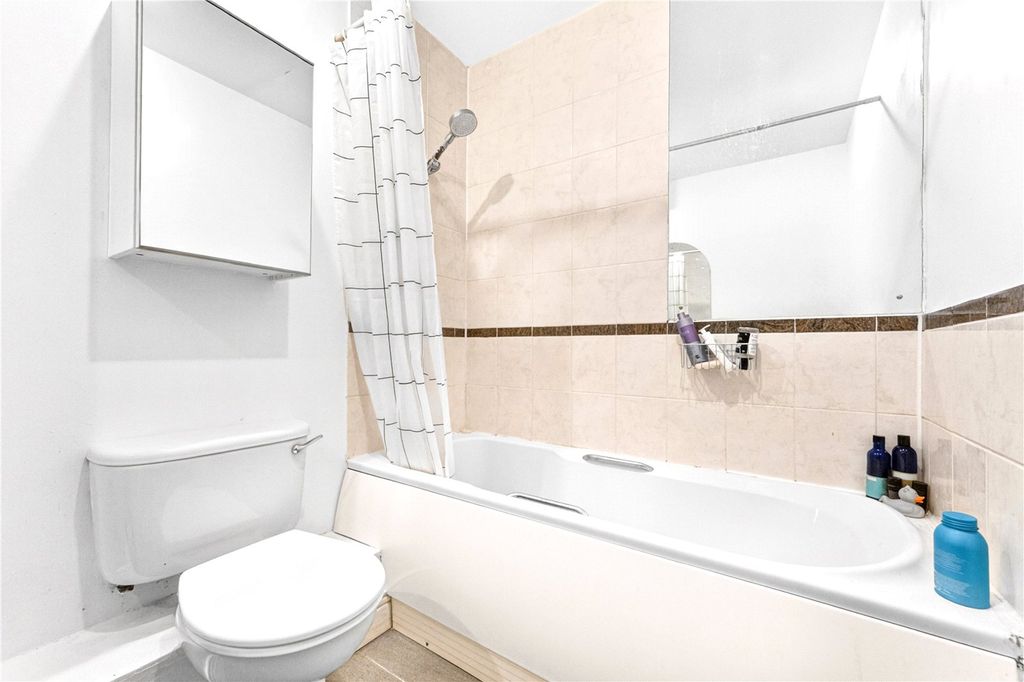 Property photo 3 of 9 Picture No. 08