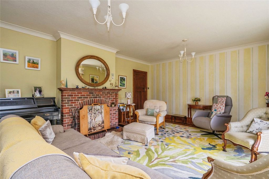 Property photo 2 of 19 Picture No. 21