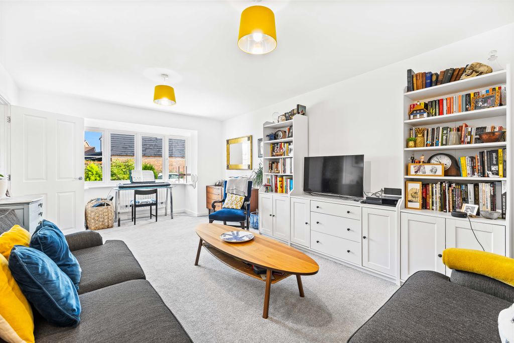 Property photo 3 of 21 Image13.Jpg