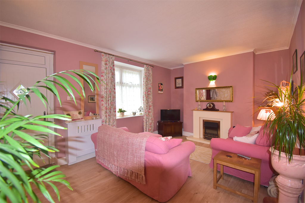 Property photo 2 of 15 Sitting Room