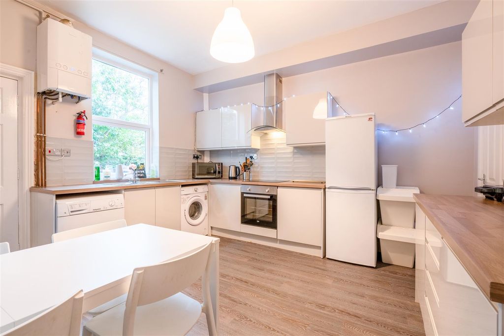 Property photo 1 of 6 22 Baron Kitchen.Jpg