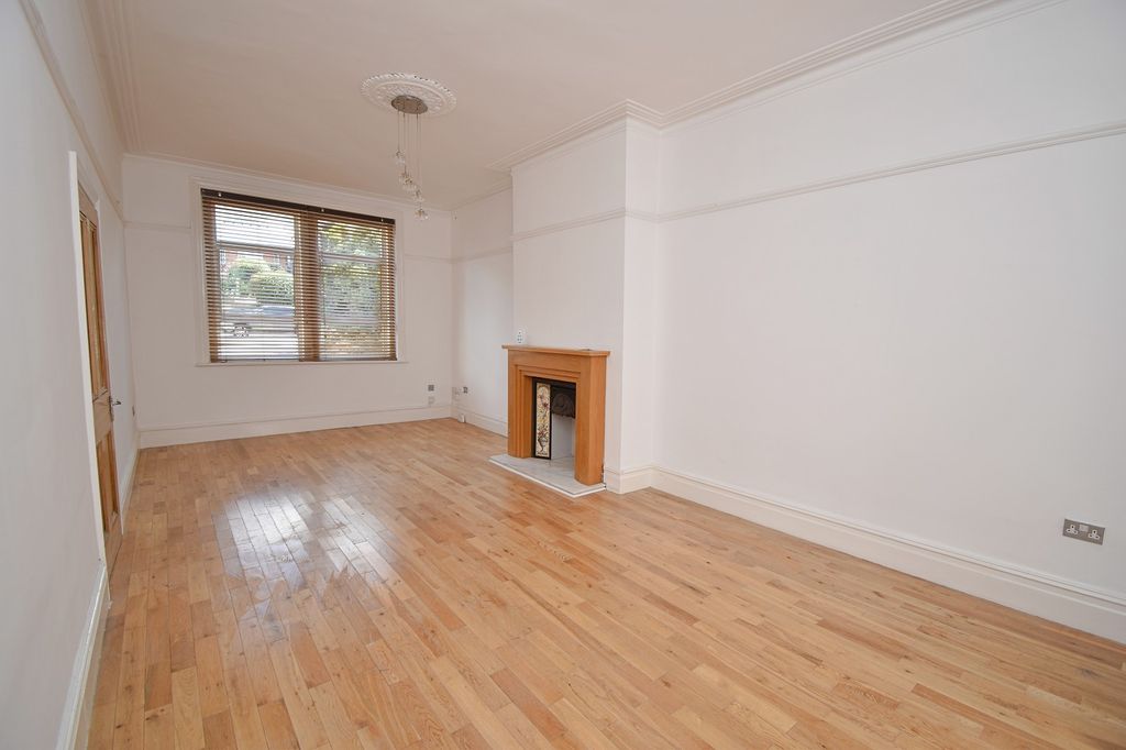 Property photo 2 of 18 Not Specified