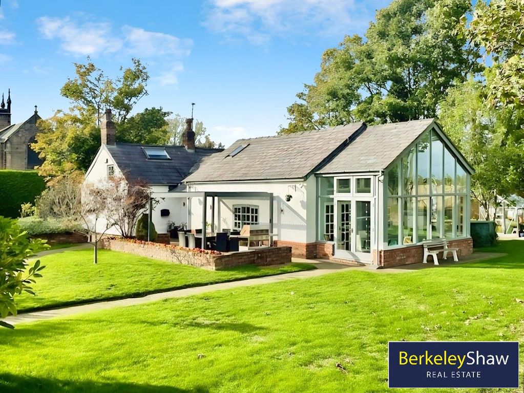 Property photo 1 of 37 7Ab9d419-Image0 20 2811 29.Jpeg