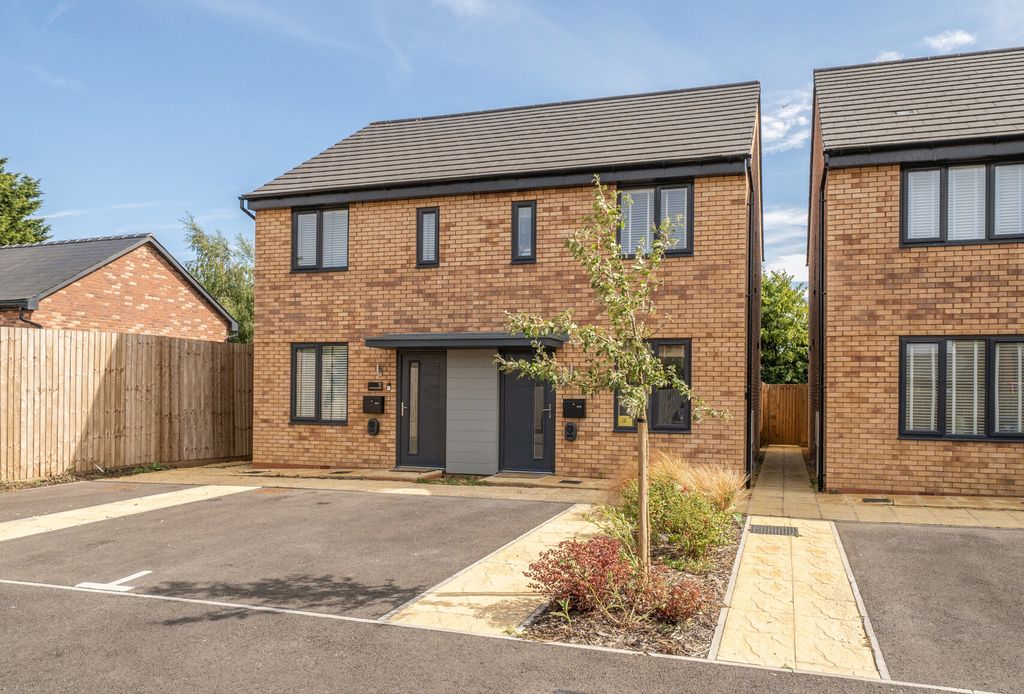 Property photo 1 of 20 1487944-1-6A4Bdbd...
