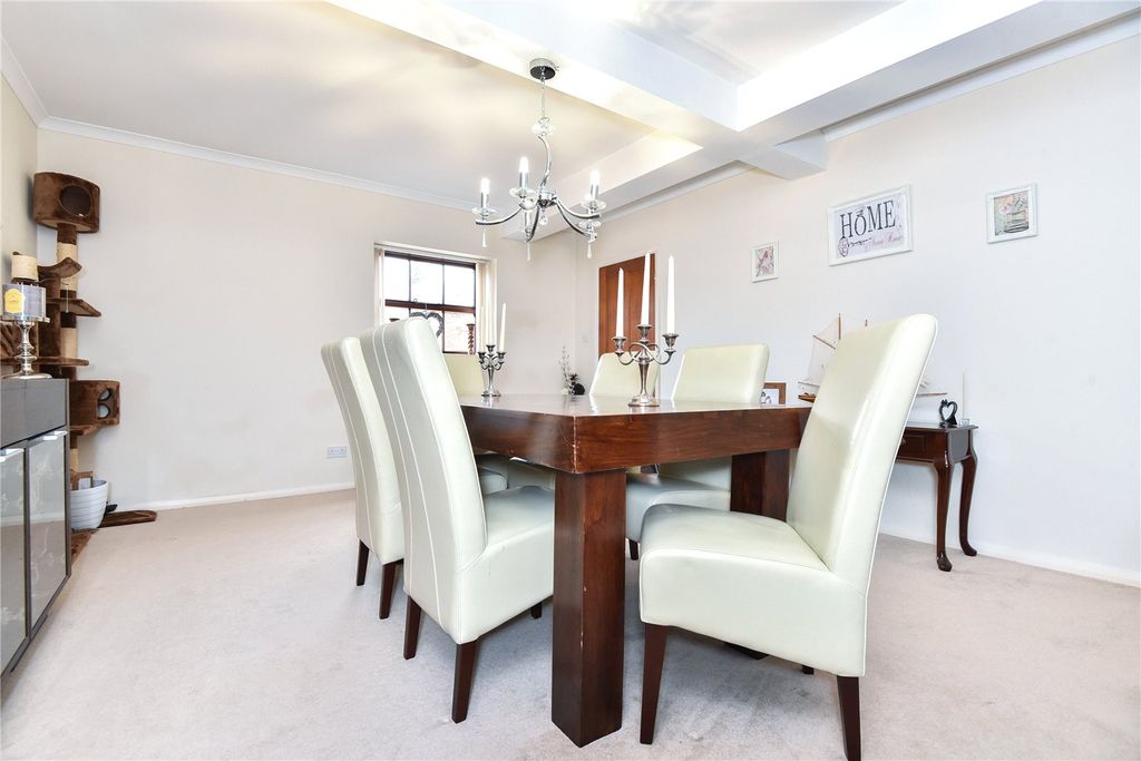 Property photo 3 of 8 Dining Room