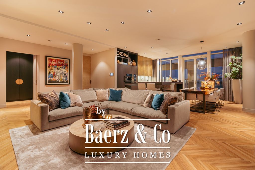 Property photo 1 of 52