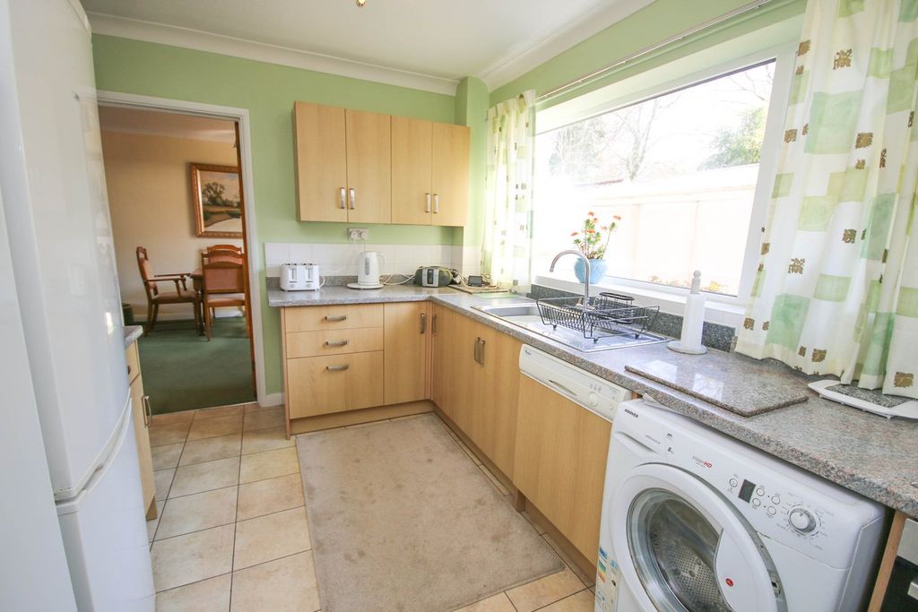 Property photo 3 of 26