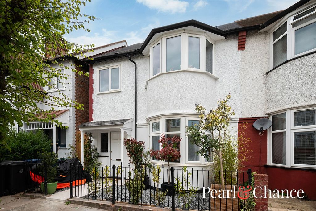 Property photo 1 of 15