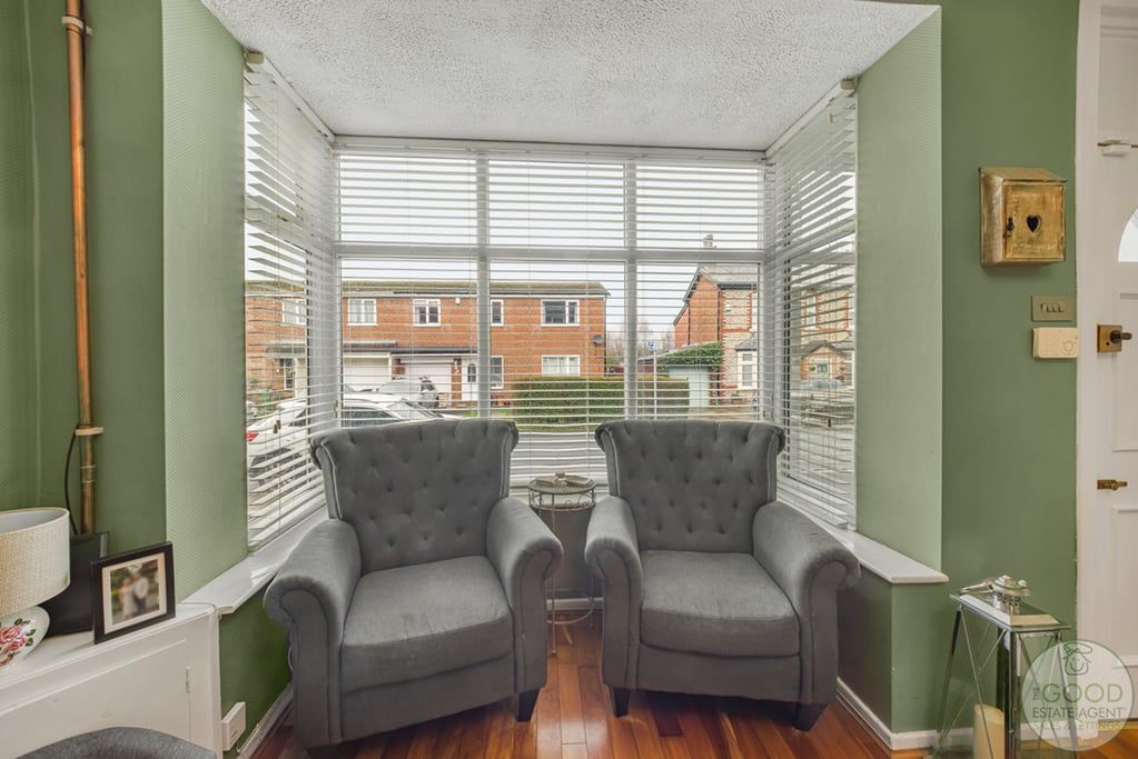 Property photo 3 of 32