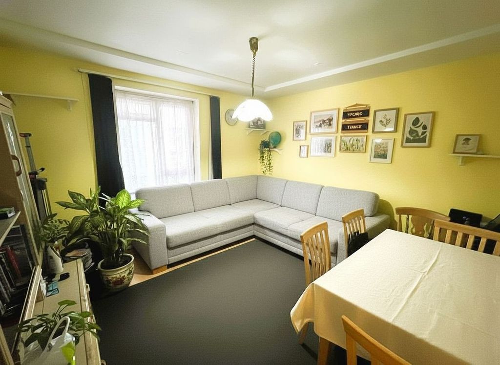 Property photo 1 of 9 866d1Aaa-9Fd5-434d-9359-9c518Dbcdcff