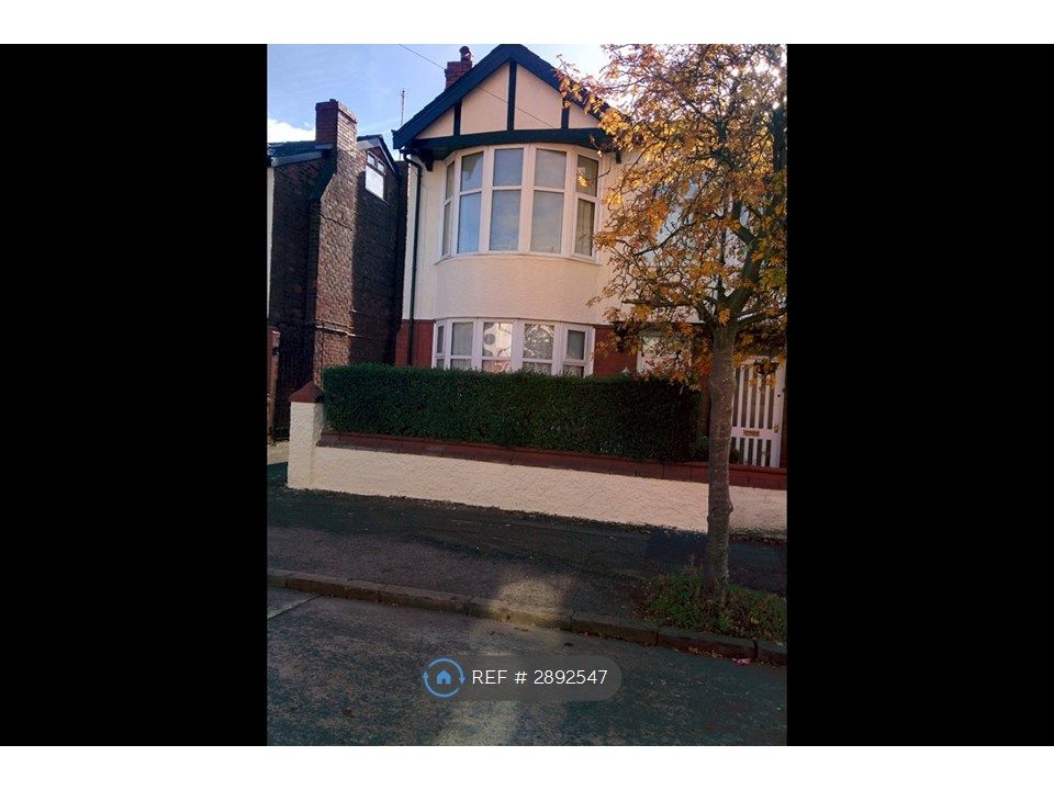 Property photo 2 of 24
