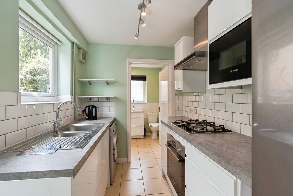 Property photo 2 of 31 Pbox-Img.Jpg