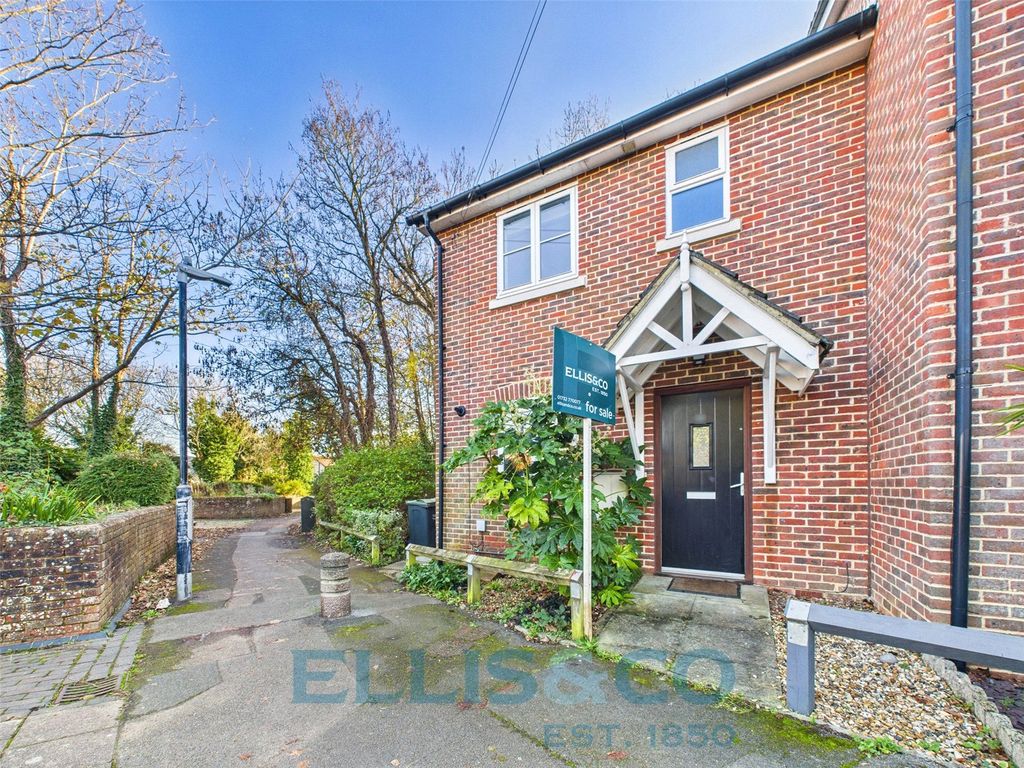 Property photo 1 of 14 Picture No. 37