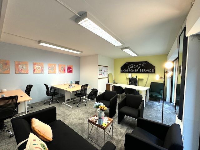 Property photo 3 of 6