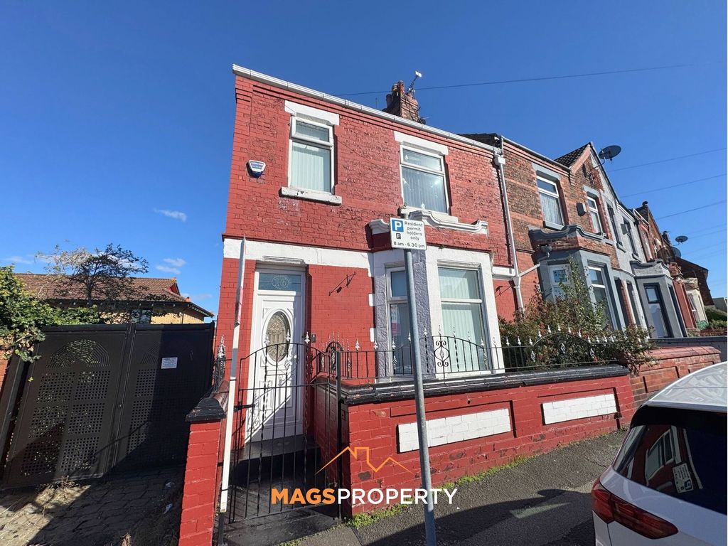 Property photo 1 of 11