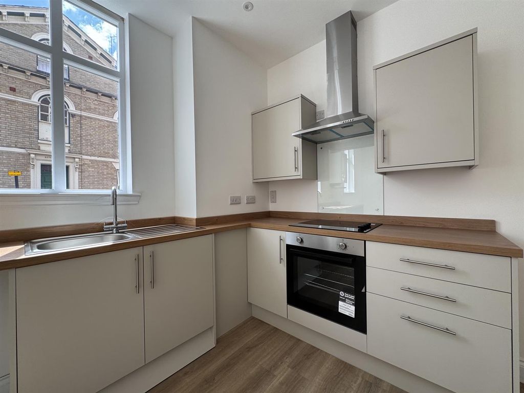 Property photo 1 of 6 Kitchen
