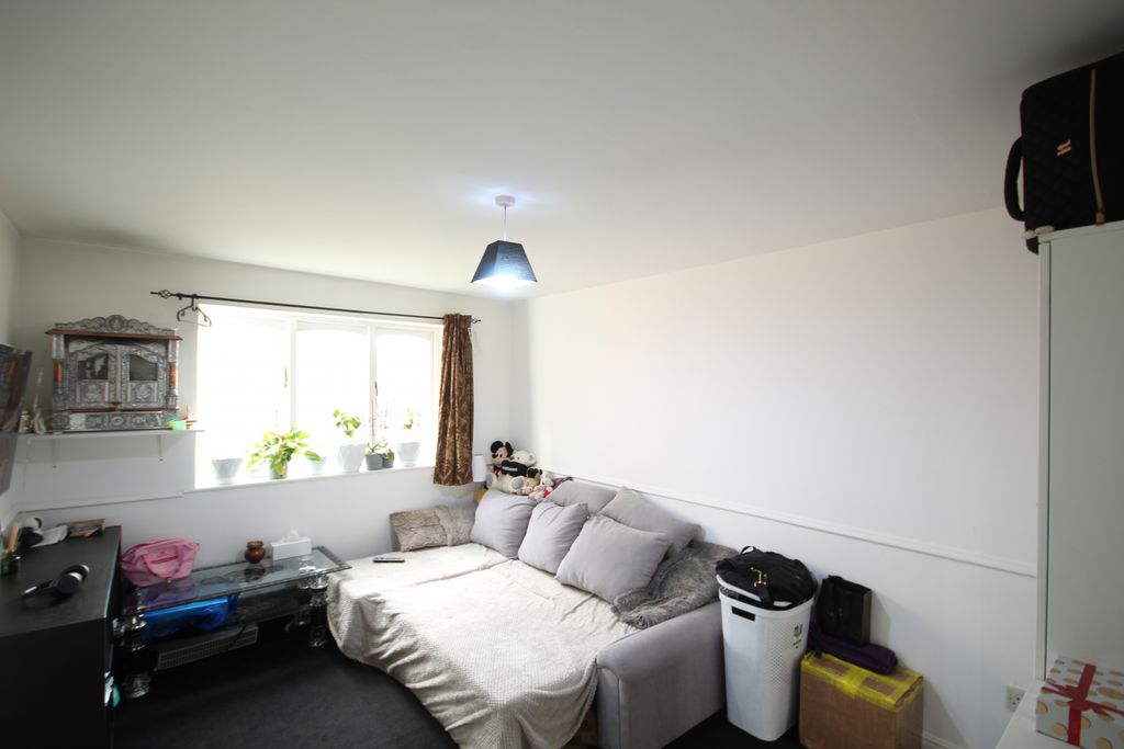 Property photo 2 of 3 Gallery