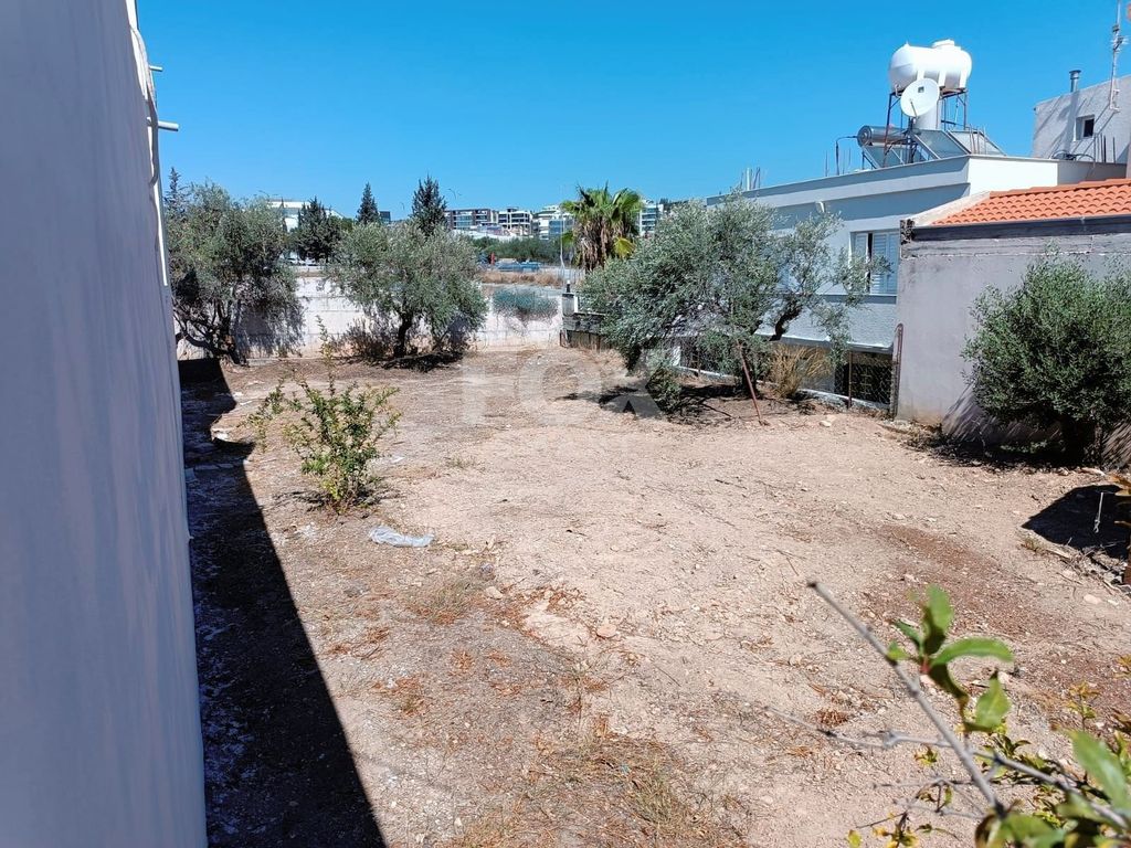 Property photo 3 of 6