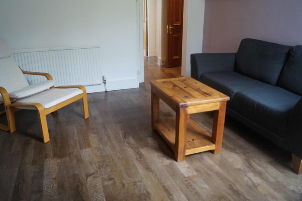 Property photo 1 of 5 Lounge