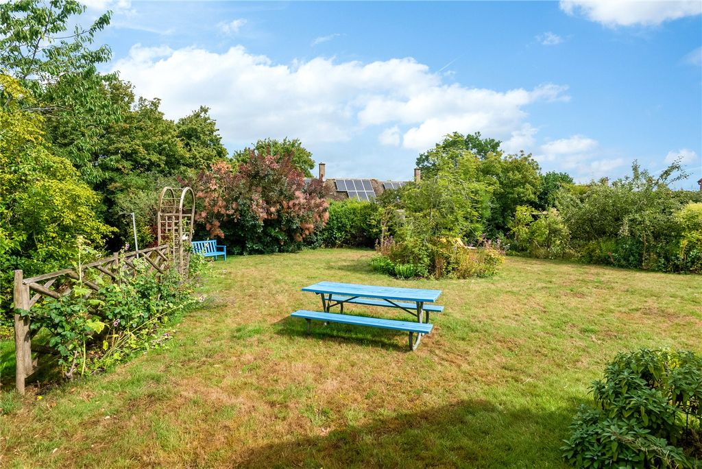 Property photo 3 of 19 Picture No. 16