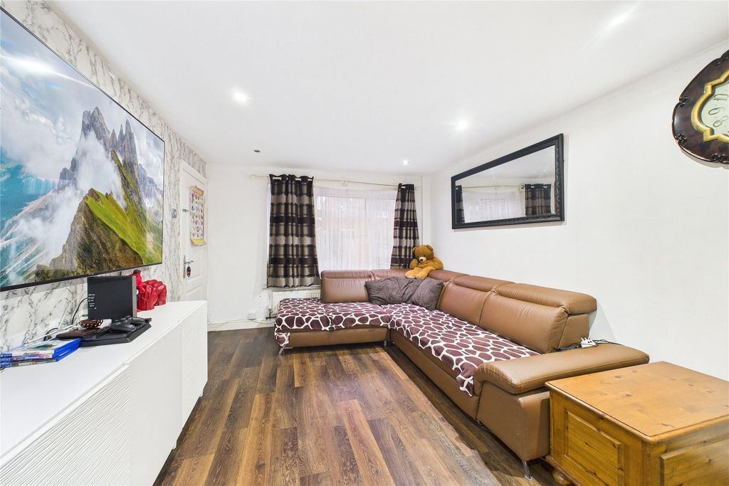 Property photo 2 of 10 Picture No. 03